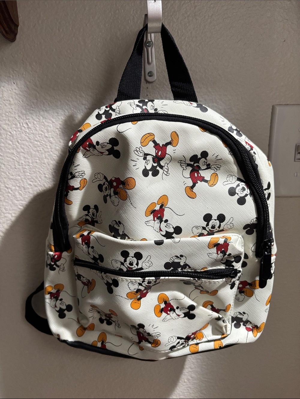 Disney Kids White Mickey Mouse Printed Backpack